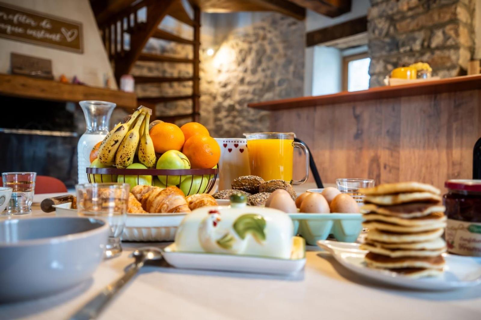 Maison De Village Au Coeur Des Remparts Sainte-Eulalie-de-Cernon Eksteriør bilde